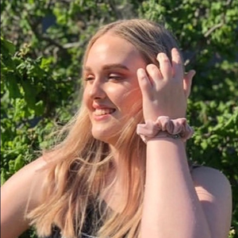 Meet your Posher, Tabitha